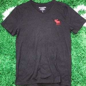 Abercrombie &‎ Fitch Men's V Neck Big Logo Moose